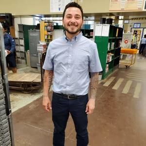 Meet your Posher, Moe